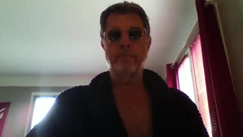 Snapshot of jerflor chatting on May 14, 9:38 am jerflor online show from May 14, 9:38 am