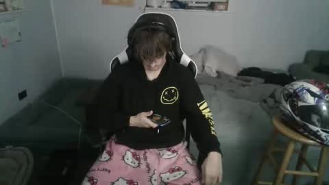 jerimiahslhong online show from November 11, 1:49 am