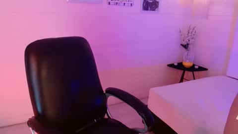 jero harper1 online show from November 8, 6:40 pm