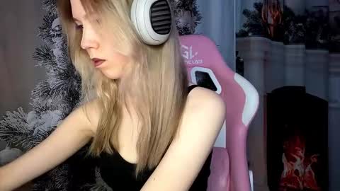 jerrienyhan online show from December 1, 1:38 pm