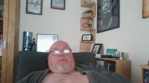 Snapshot of jerseyhammer01 chatting on May 7, 7:36 am Harry online show from May 7, 7:36 am