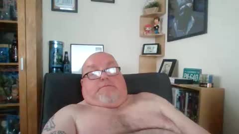 Snapshot of jerseyhammer01 chatting on May 23, 6:12 pm Harry online show from May 23, 6:12 pm