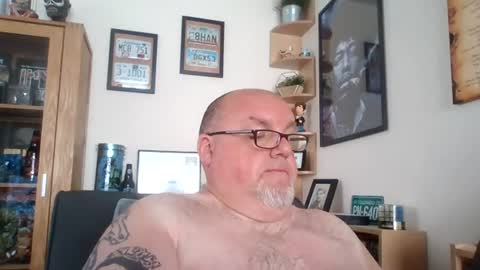 Snapshot of jerseyhammer01 chatting on June 16, 8:39 am Harry online show from June 16, 8:39 am