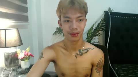 Snapshot of jersthebigasscockxxx chatting on November 10, 4:22 am jersthebigasscockxxx online show from November 10, 4:22 am