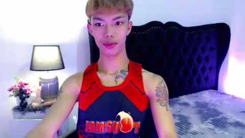 Snapshot of jersthebigasscockxxx chatting on November 12, 7:42 am jersthebigasscockxxx online show from November 12, 7:42 am