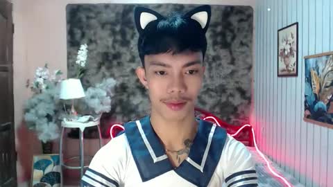 Snapshot of jersthebigasscockxxx chatting on January 15, 1:10 am jersthebigasscockxxx online show from January 15, 1:10 am