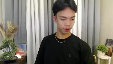 Snapshot of jersthebigasscockxxx chatting on March 1, 7:32 am jersthebigasscockxxx online show from March 1, 7:32 am