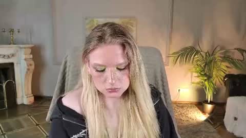 jes_solar online show from July 31, 9:14 pm