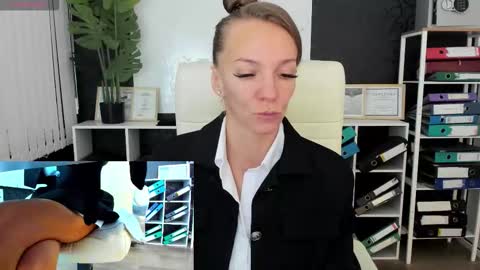 jesica_moon_peachy online show from September 19, 1:29 am