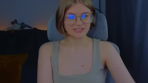  JessieVibes online show from October 23, 1:21 pm