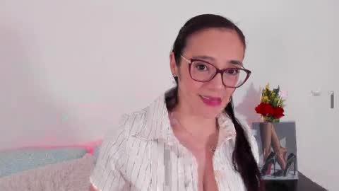 jessica herreraToday I will be your devil and you my victim online show from May 12, 10:29 pm