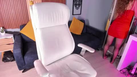 Snapshot of jess69_ chatting on July 25, 10:40 pm Jessie online show from July 25, 10:40 pm