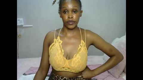 jessajoyy online show from May 2, 6:57 pm