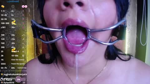 Snapshot of jesse_capelli chatting on December 9, 11:24 pm online show from December 9, 11:24 pm