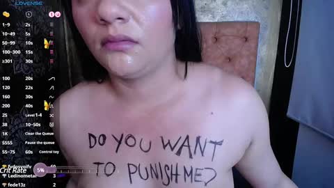 Snapshot of jesse_capelli chatting on December 19, 11:25 pm online show from December 19, 11:25 pm