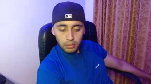 Angel  Demon online show from May 1, 2:16 am