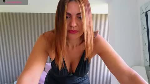 bella  adams online show from June 18, 4:22 pm