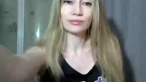 JessFox1 online show from January 26, 12:16 am