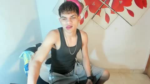 jesshot_bigcock online show from May 10, 7:02 am