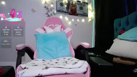 Snapshot of jessi1986_ chatting on July 24, 9:24 pm Jessie online show from July 24, 9:24 pm
