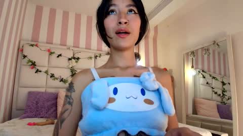 Snapshot of jessi_lemus chatting on February 7, 8:10 pm jessi_lemus online show from February 7, 8:10 pm