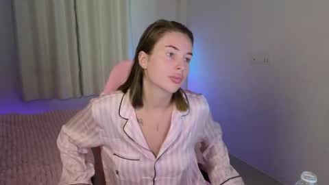 Snapshot of jessica_hanson chatting on March 29, 2:11 am Jessy online show from March 29, 2:11 am