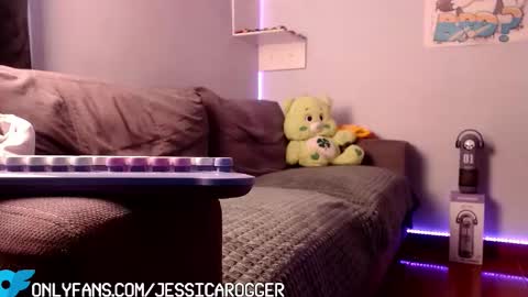 Jess And Rogger independents online show from February 10, 11:47 am