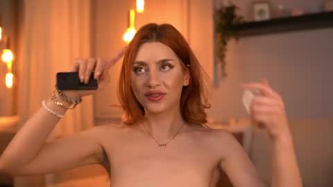 Snapshot of jessica_rabyt chatting on June 15, 6:32 pm JessicaRabbit online show from June 15, 6:32 pm