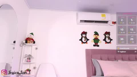 Snapshot of jessica_tom_ chatting on December 11, 6:31 pm Jessica online show from December 11, 6:31 pm