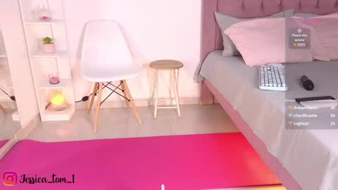 Snapshot of jessica_tom_ chatting on March 7, 6:22 pm Jessica online show from March 7, 6:22 pm