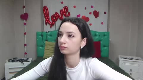 Snapshot of jessicabreez chatting on May 11, 5:02 am JessicaBreez online show from May 11, 5:02 am