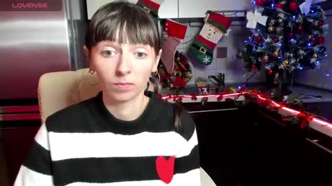 Snapshot of jessicaforris chatting on December 3, 9:11 am jessicaforris online show from December 3, 9:11 am