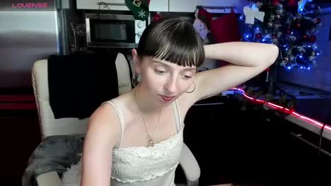 Snapshot of jessicaforris chatting on December 10, 1:33 pm jessicaforris online show from December 10, 1:33 pm