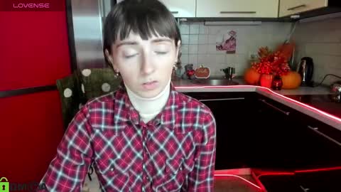 jessicaforris online show from November 17, 7:58 am