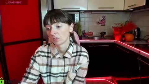 jessicaforris online show from November 25, 8:03 am