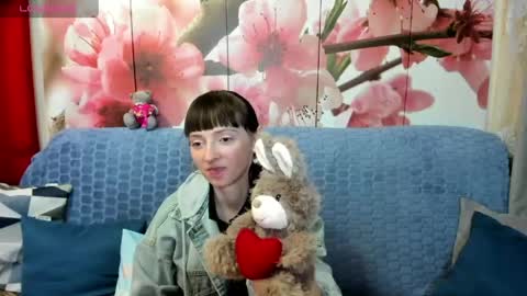 jessicaforris online show from May 6, 7:13 am
