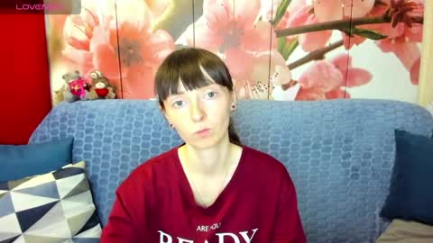 jessicaforris online show from May 18, 7:14 am