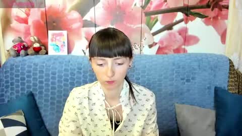 jessicaforris online show from May 31, 8:10 am