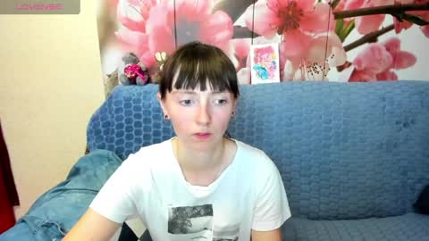 jessicaforris online show from June 5, 8:09 am