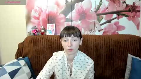jessicaforris online show from June 15, 7:10 am