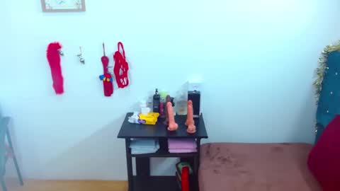 Snapshot of jessicarabbit4 chatting on January 13, 2:50 am jessicarabbit4 online show from January 13, 2:50 am