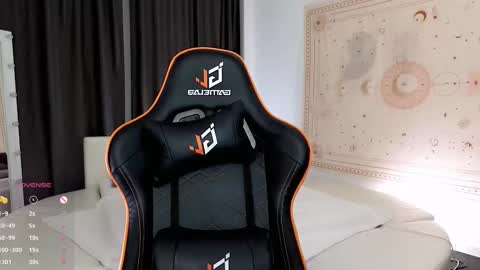 jessie_johns online show from October 21, 3:35 pm