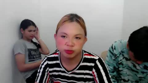 Snapshot of jessiefoxx0 chatting on February 6, 9:32 am Jessie online show from February 6, 9:32 am