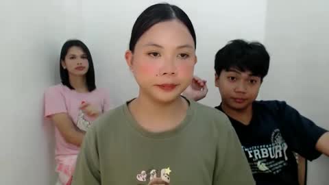 Snapshot of jessiefoxx0 chatting on February 22, 7:34 am Jessie online show from February 22, 7:34 am