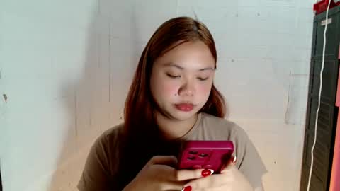 Snapshot of jessiefoxx0 chatting on December 19, 6:04 pm Jessie online show from December 19, 6:04 pm