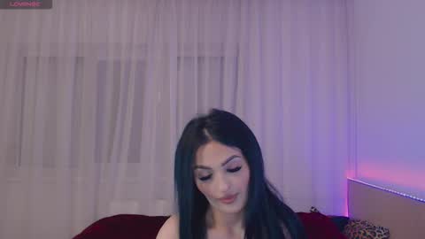 Snapshot of jessielines_1 chatting on January 17, 4:33 pm jessie online show from January 17, 4:33 pm