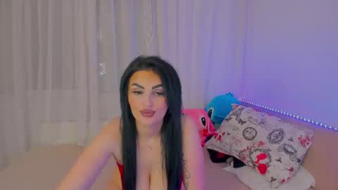 Snapshot of jessielines_1 chatting on June 19, 5:06 pm jessie online show from June 19, 5:06 pm