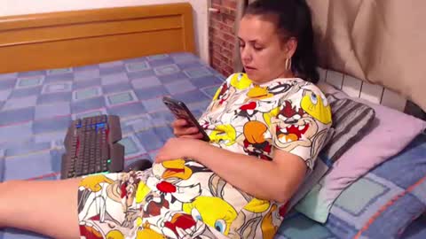 jessiestar3 online show from June 11, 10:30 pm