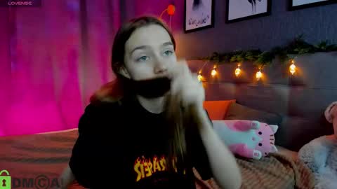 Jessie online show from January 6, 8:29 am