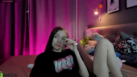 Snapshot of jessiexxiv chatting on July 10, 3:47 pm Jessie online show from July 10, 3:47 pm